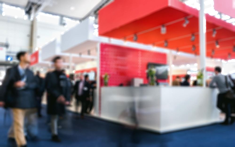 un stand sur un salon professionnel