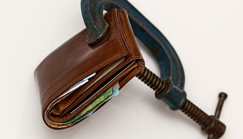 Pourquoi réaliser un regroupement de crédit via un courtier en Belgique